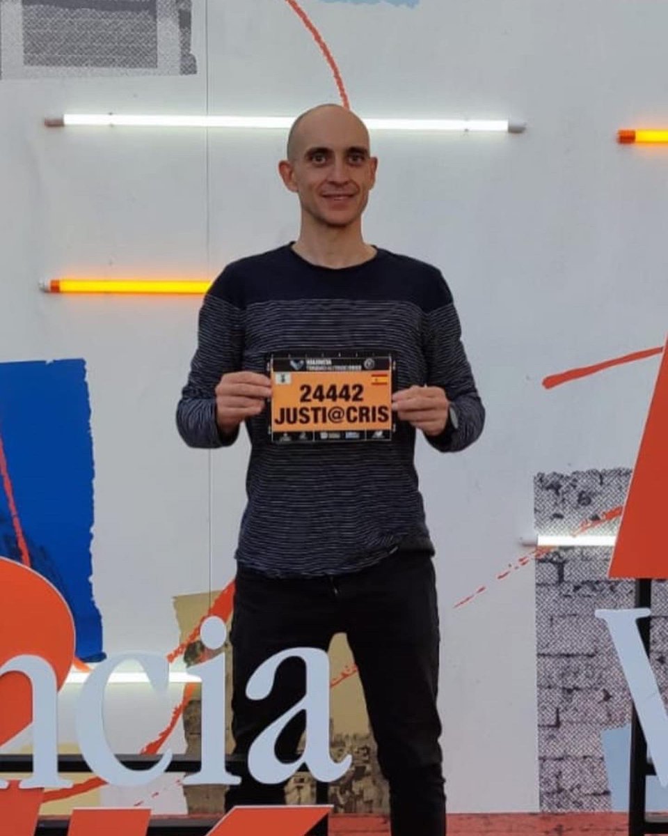 Running_DC's tweet photo. Después de muchas duras semanas de entrenamiento, por fin hoy llegó el gran día para 5 de nuestros corredores: maratón de Valencia 2022. #maraton #maratondevalencia #running https://t.co/3YlbXcIIUJ