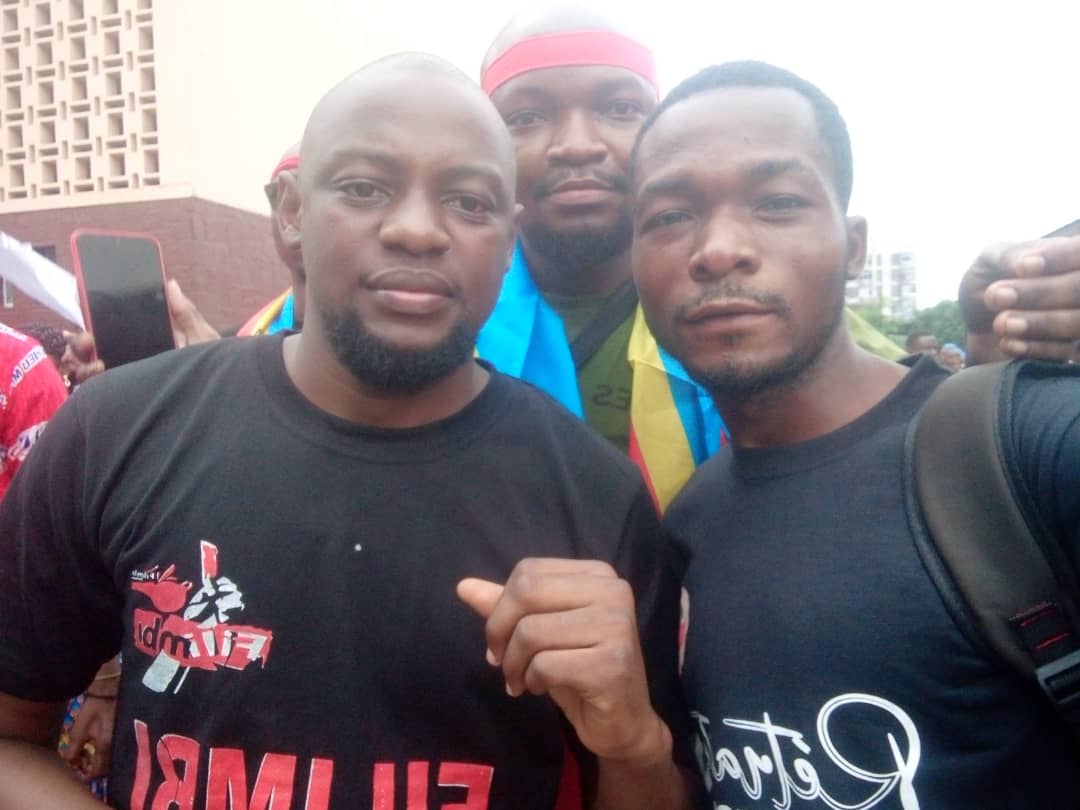 MakoloDrc's tweet photo. #Filimbi Nous avons répondu à l'appel lancé par la @CENCO__RDC en participant à la marche de ce 4 dec.2022. Partout à travers le  pays,nous avons exprimé notre attachement à l'unité et à la paix dans notre pays.Stop à l'agression🇷🇼!Non à la balkanisation de la 🇨🇩!  #PigaFilimbi https://t.co/k9x3kOjTh0