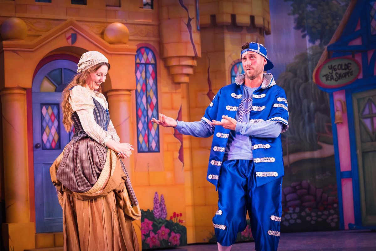 AmyLGoodwin's tweet image. ✨CINDERELLA✨ @harlowplayhouse @KD_Theatre #myxmasfamily #princess #pantotime