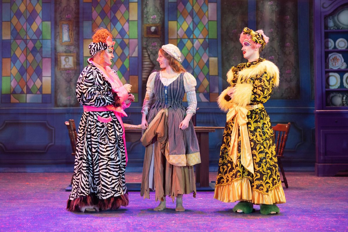 AmyLGoodwin's tweet image. ✨CINDERELLA✨ @harlowplayhouse @KD_Theatre #myxmasfamily #princess #pantotime