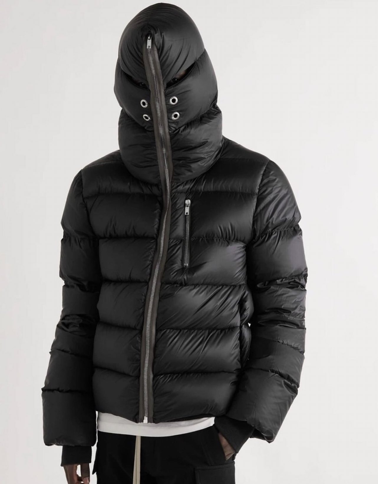 Outlander Magazine on X Rick Owens FW22 Runway Gimp Puffer https t PlaHG3i9Zn X