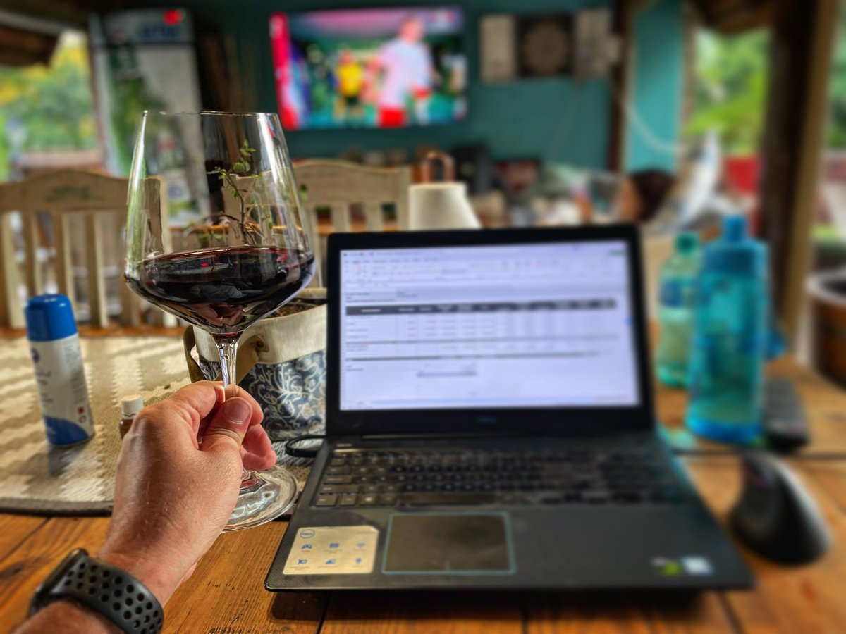 thewineoak's tweet image. Conducting a wine farm market valuation, requires wine inspiration of course 😉 🍷 cheers! #wine #winefarm