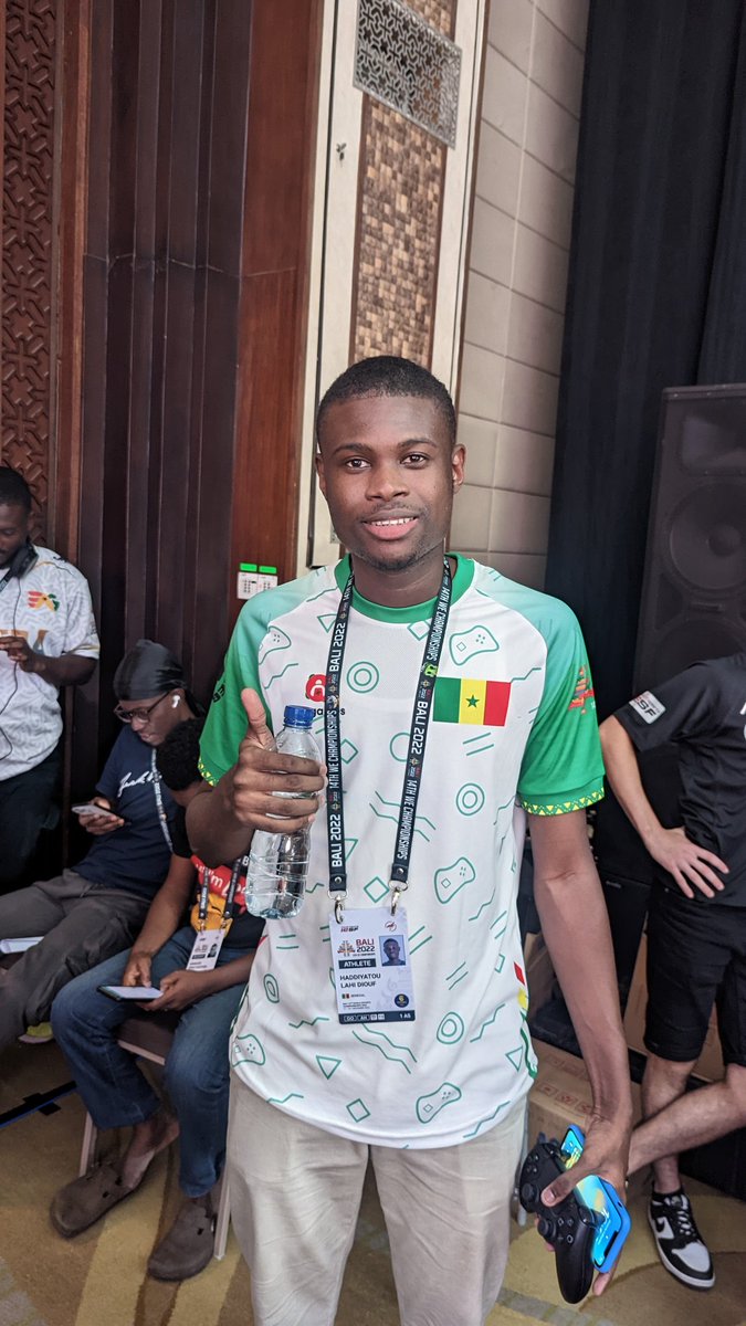 Momojuve tweet media