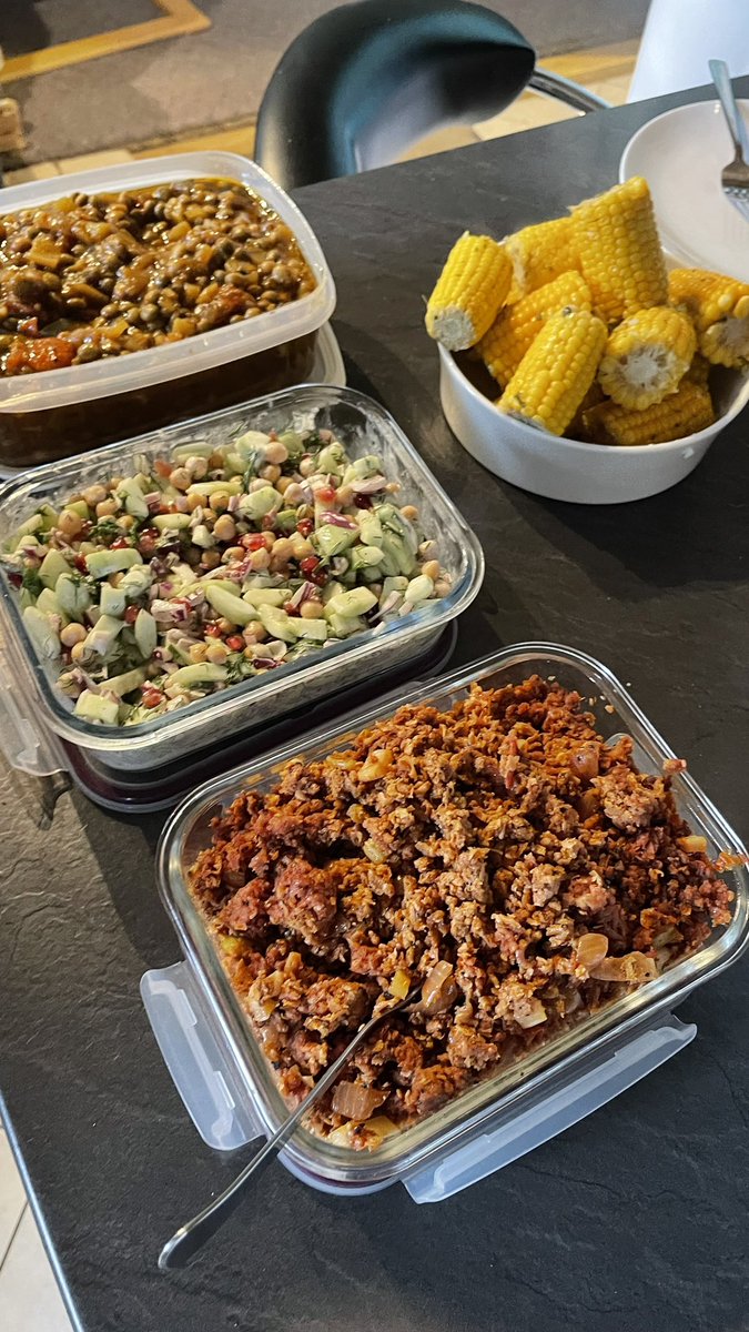 AshUmJo's tweet photo. #Grateful for friends who bring food #pigeonpeas #boiledcorn #trinifood https://t.co/y8e8cZ82g3