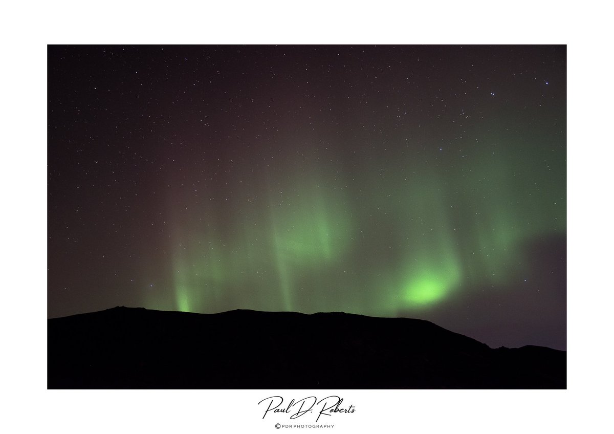 pdrphotography's tweet photo. Northern Lights on a recent trip to Iceland. Would highly recommend the Golden Circle &amp; Northern Lights Tours with Viator @TourismIceland @NorthLightAlert @bbcweather @NPhotomag @GBPhotoAwards @NatGeo @NatGeoPhotos @ViatorTravel @aurorawatchuk #northernlights #AuroraBorealis https://t.co/qSQuDtg6Ff