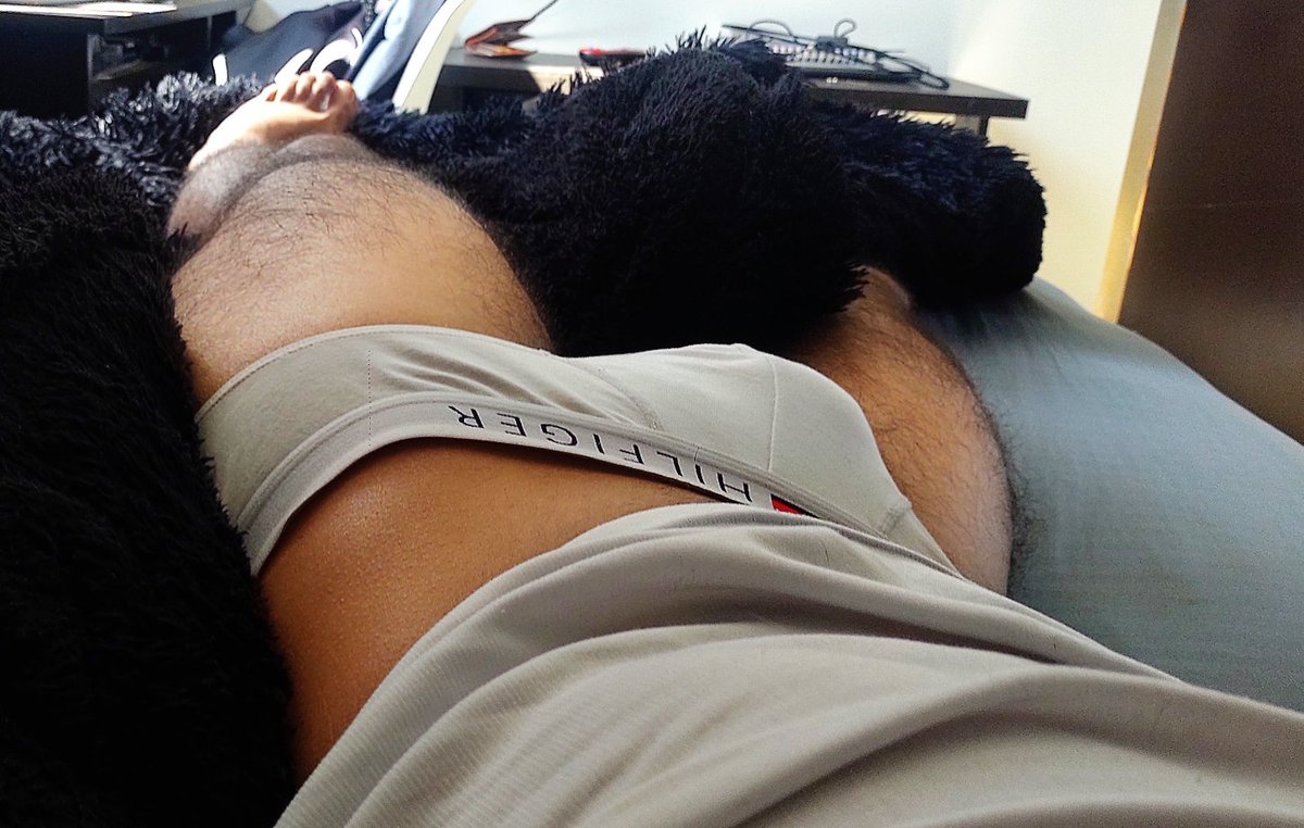 andrz2020's tweet photo. #goodmorning #bear #gayboy #follower #gayfittness #sexyboy https://t.co/zuG6OmR0ir