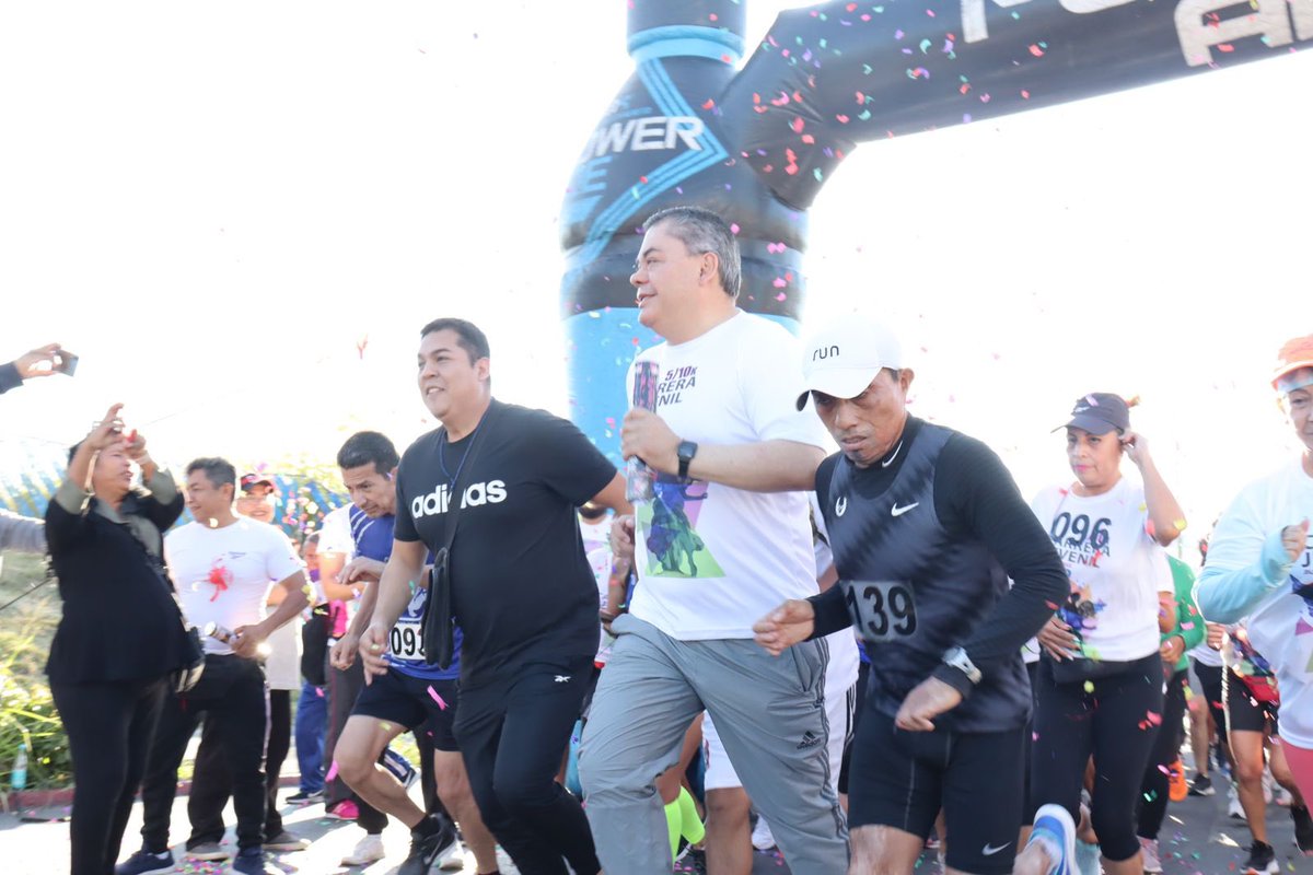 Rafa_Reyes_Mor's tweet photo. Felicitaciones a todos los participantes de la Carrera Juvenil #Jiutepec 2022.

La actividad deportiva contribuye a los objetivos de paz y de tranquilidad para nuestro municipio.

¡Excelente domingo! https://t.co/fUVX5NcUi9