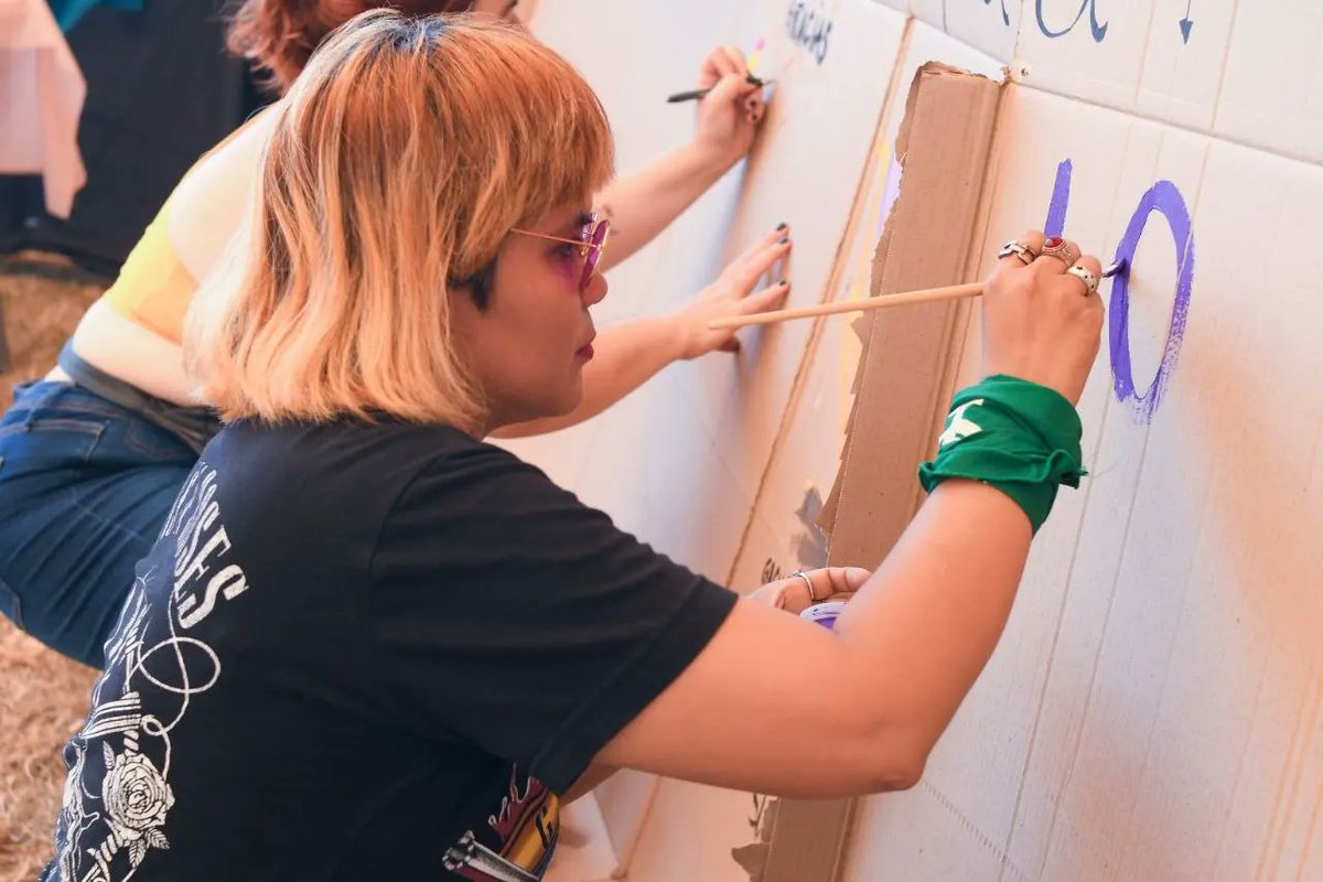 #Uruguay #VeniralSur 

🏳️‍🌈🏳️‍⚧️🇺🇾VENIR AL SUR 

Hoy en la rambla del parque Rodó, finaliza el 4to Encuentro LesbiTrans-Inter Feminista, <a href="/VenirAlSur/">Venir Al Sur</a> 2022.

Compañeras/es de Latinoamérica y el Caribe, continúan debatiendo e intercambiando demandas, estrategias y desafíos 👇🏾