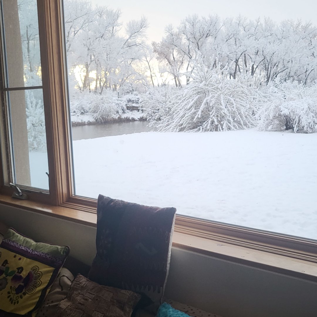 #SnowDay at the #Polycot Retreat in #Abiquiu #NewMexico !

#snow #travel #community #coop #coops #coopsrock #winter #winterwonderland #winterfun #nm #nmwinter #newmexicowinter #nmtravel #Ice #cold