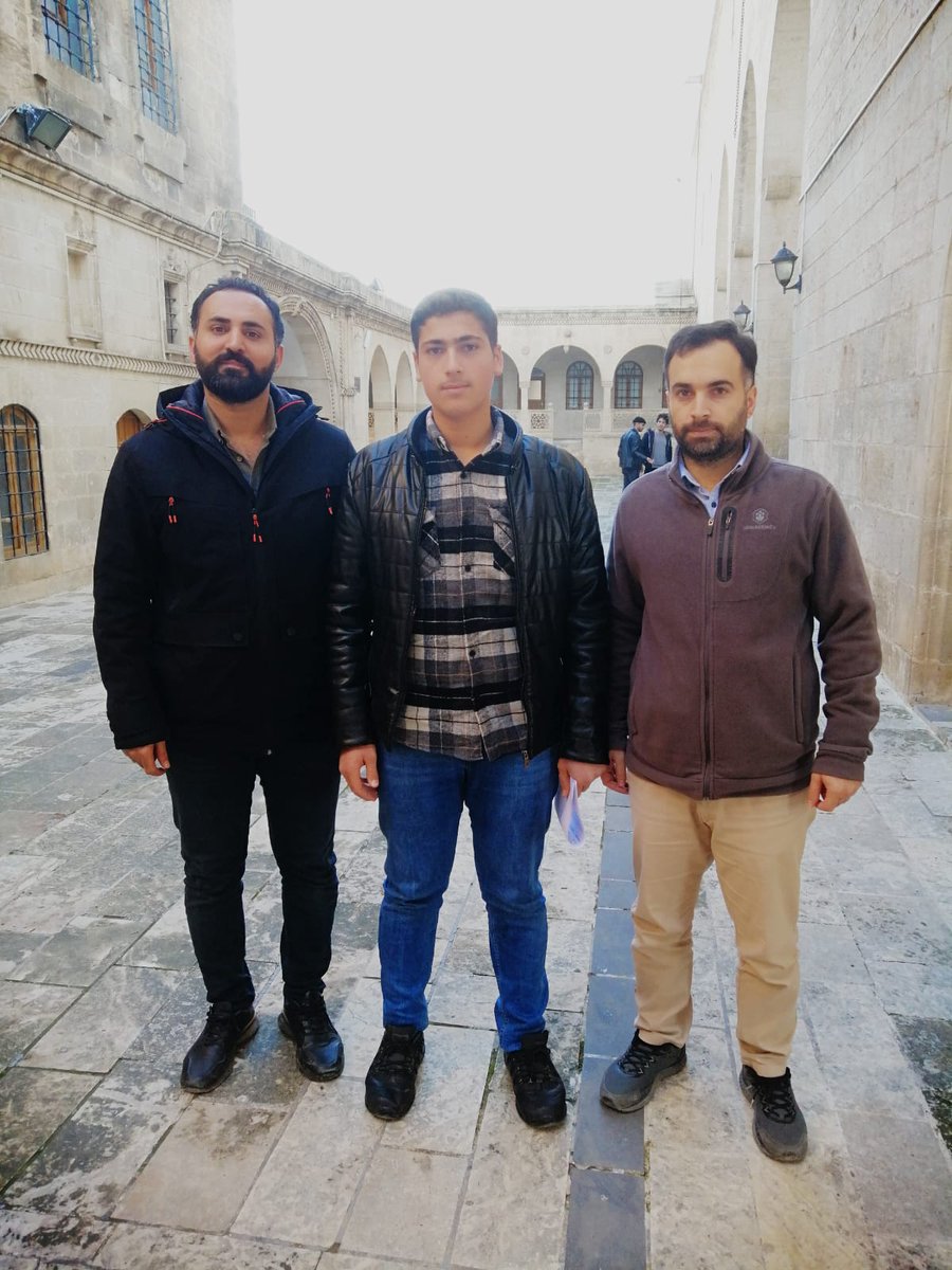 Önder Vakfı'nın düzenlemiş olduğu, Kur'an-ı Kerim'i güzel okuma yarışmasında ilçe ikincisi olan öğrencimizi ve İHL meslek dersleri öğretmenlerimizi Tebrik eder başarılarının devamını dileriz.👏🏻👏🏻
<a href="/arifkirikci/">Mehmet Arif KIRIKÇI</a> 
<a href="/harrani63/">AHMET DEMİR</a> 
<a href="/valisalihayhan/">Salih AYHAN</a> 
<a href="/sanliurfammem63/">Şanlıurfa İl Milli Eğitim Müdürlüğü</a> 
<a href="/EyyubiyeMem63/">Eyyübiye İlçe Milli Eğitim Müdürlüğü</a>