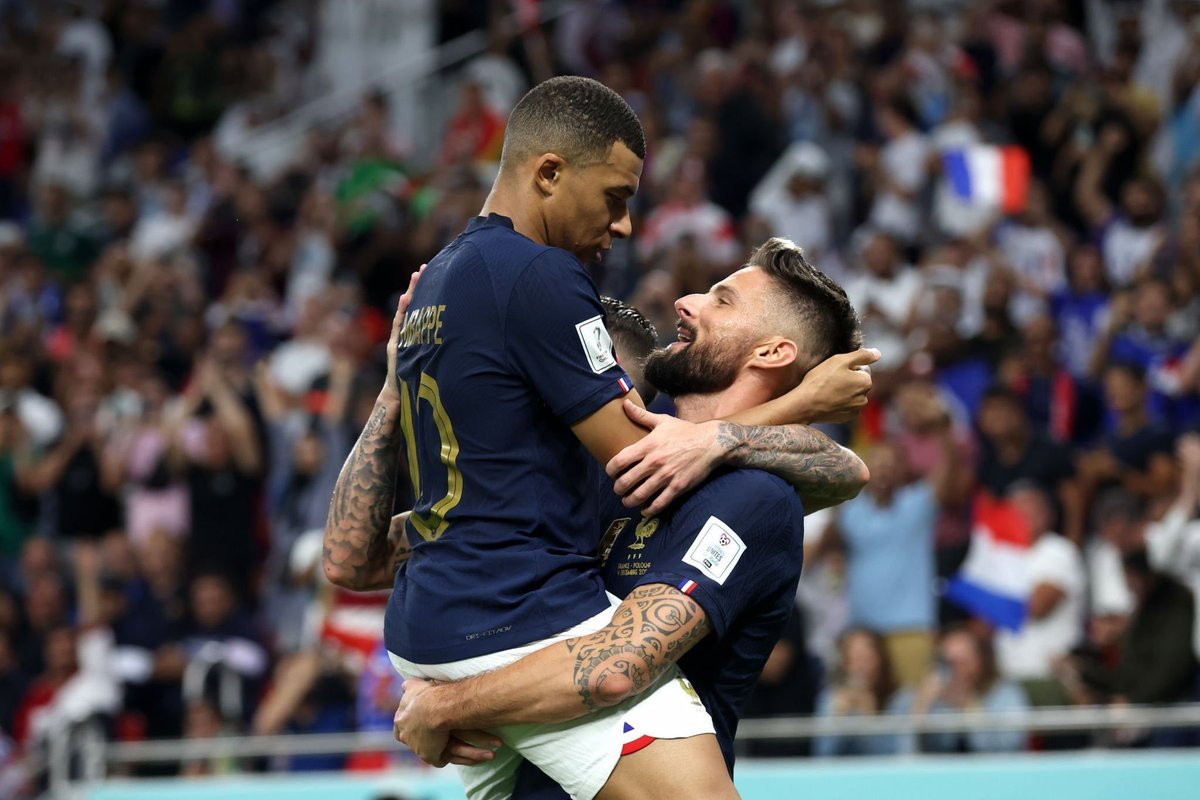 Out of Context Footy tweet media