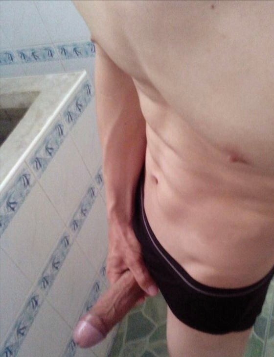 satanria115's tweet photo. @Phuonguyen2k Call với a nha, a đang nứng. 
0983156465 google meet kín đáo. Được thì gặp riêng. https://t.co/pOCELyH3Y3