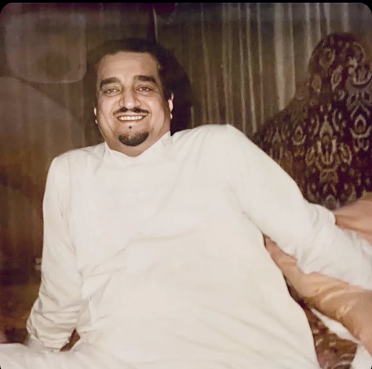 إذا مررتم من هنا اذكروه بدعوه. 🤲🏻🤲🏻
#عبدالعزيز_بن_فهد 
#الملك_فهد_بن_عبدالعزيز