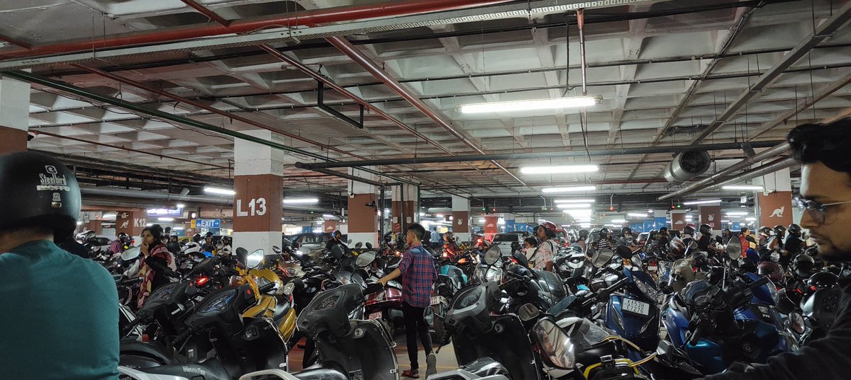 hemangigala's tweet photo. Day 5 at Bengaluru
Decided to visit Phoenix Mall, Whitefield.
Collected a parking ticket 5:03pm &amp; finally parked my 2 wheeler in parking at 5.25pm 
Parking management people are so rude &amp; arrogant
Also coming from Hyderabad where parking in the mall is free here it is ₹30+20/hr https://t.co/cq41cJzQiF