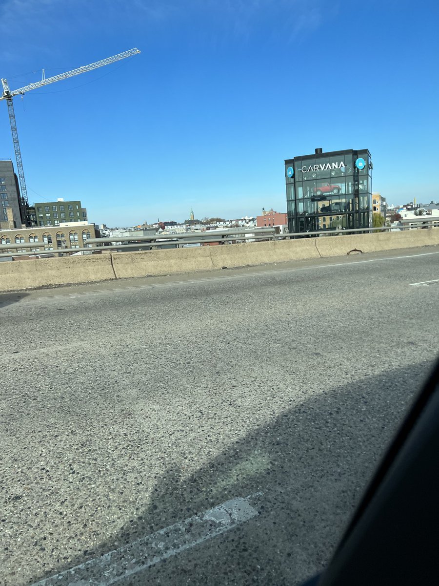 jimcramer's tweet photo. too early to buy Carvana https://t.co/vGkpJJ3zlY