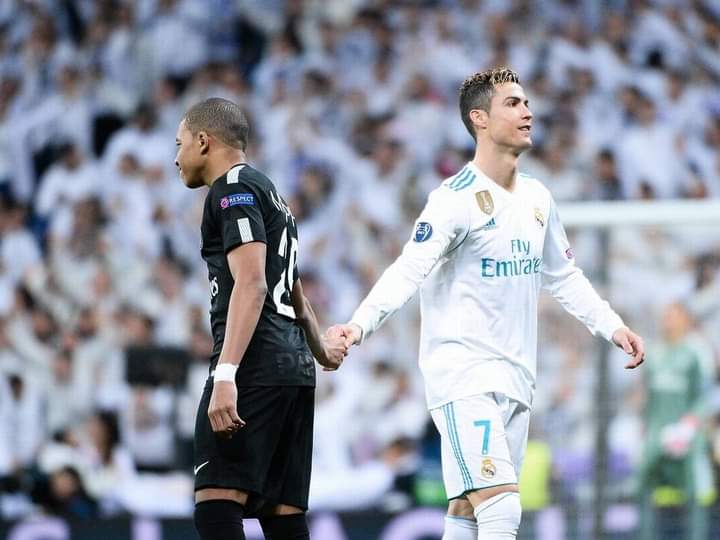 Abdou Diallo (former Mbappe teammate)🗣 :

“Cristiano Ronaldo is literally everything to Kylian Mbappé. If you mention Lionel Messi against Cristiano, He (Mbappe) will debate with you for at least an hour. For him, Cristiano is untouchable.”