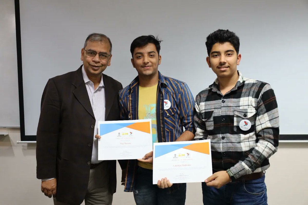 AicJklu's tweet photo. #SIP2022
AIC-JKLU has successfully completed a three-day "SIP BOOTCAMP" as a part of the "Student Innovation Program" at JKLU University Campus, Jaipur. The participants have presented their prototype and they were assisted by mentors and also reviewed by Judges. https://t.co/OEbD1QfXXe