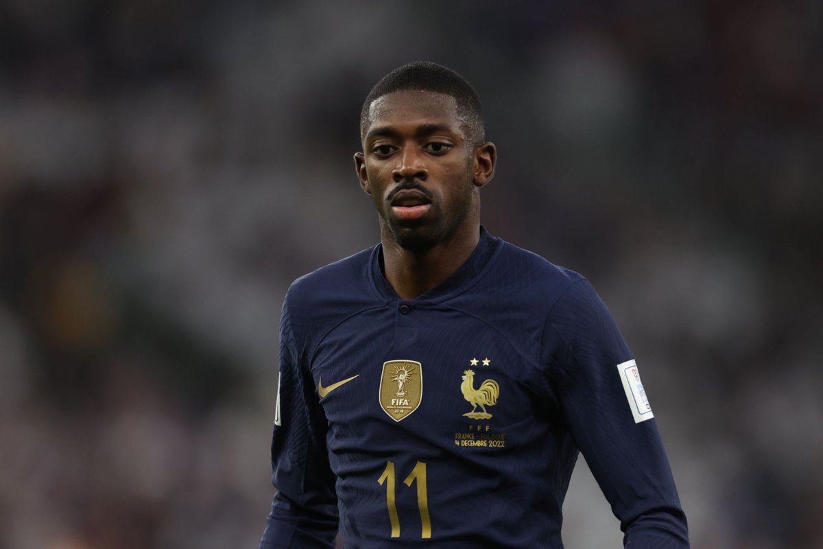 lnstantFoot's tweet image. Le match d’Ousmane Dembélé en quelques chiffres : 

100% de dribbles réussis
100% de longs ballons réussis 
100% de duels aériens remportés 
85% de précision des passes
3/4 duels au sol remportés 
2 passes clefs
1 passe décisive

En forme 🔥 

#FIFAWorldCup | #FRAPOL