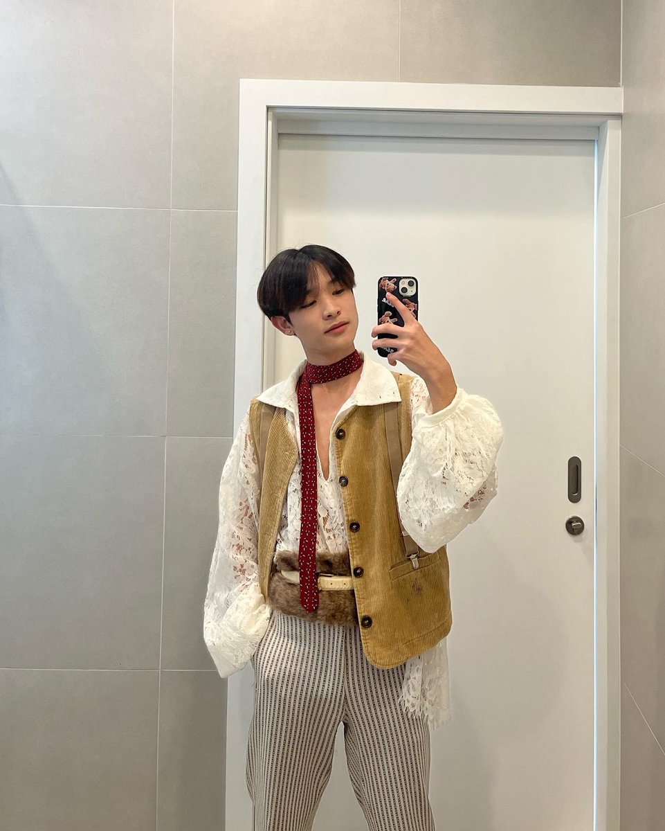 kkennatthapong's tweet photo. [Full Performance] L.O.V.E - A013 KENJI (เคนจิ) | Project Alpha https://t.co/sqypePQsey #ProjectAlphaTHEP1 #ProjectAlphaTH https://t.co/chEQrpGaJn