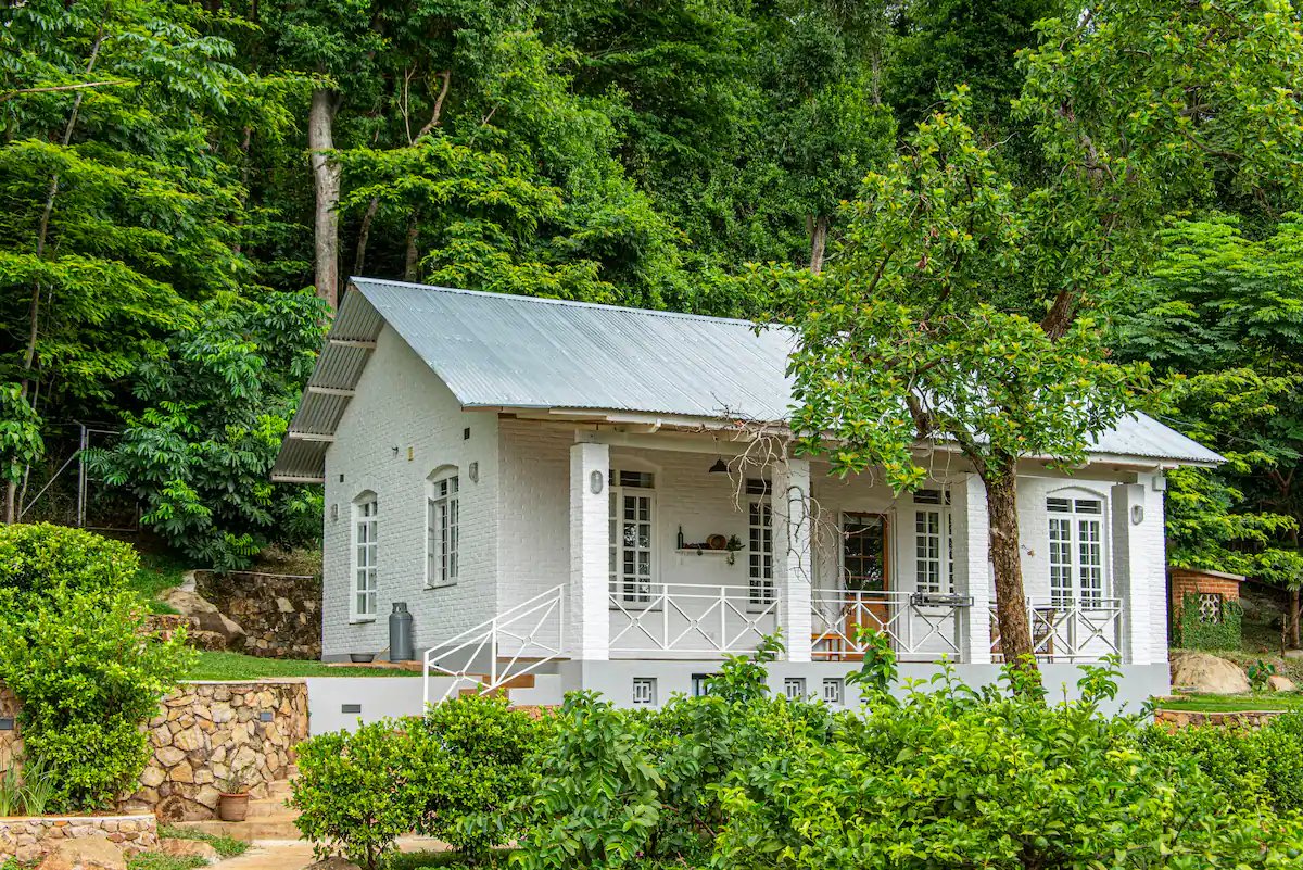 hadestays's tweet photo. This home in Zomba, Southern Region, Malawi will cost you $115.62. Hosts 4 guests, 2 bedrooms.
Link to book: https://t.co/wNmbPaXGqt
#Hadehomes #Travel #Worldcup #Africa #Vacation https://t.co/5CFNusjPgE