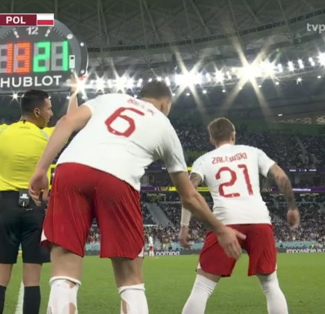 mistiyeo's tweet photo. could be us #FRAPOL #POLFRA https://t.co/VVw1UqcEKu