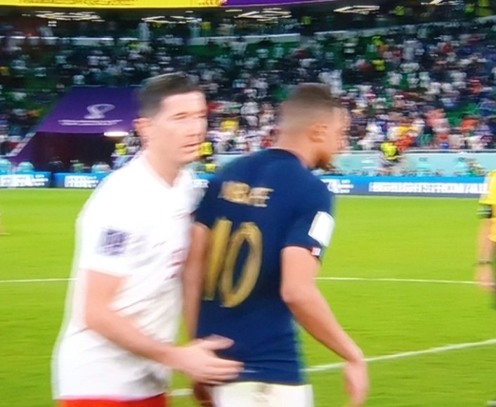 mistiyeo's tweet photo. could be us #FRAPOL #POLFRA https://t.co/VVw1UqcEKu