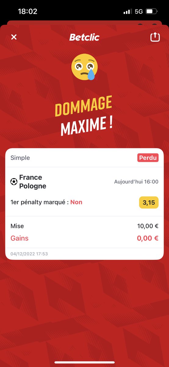 FollMaxime's tweet photo. @Betclic @Betclic lloris a arrêté le premier penalty si on regarde l’action 😂 https://t.co/7cz97HfTBa
