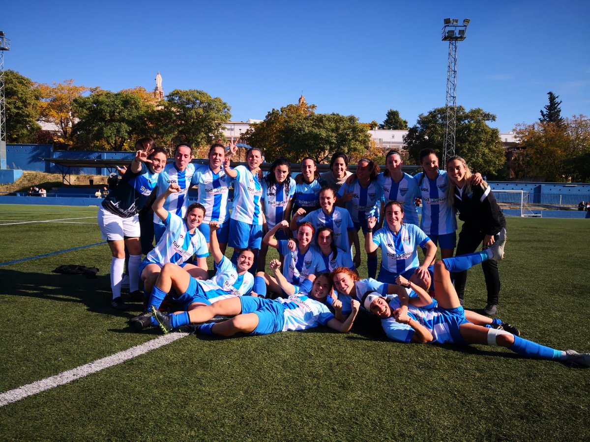 Partidazo de las nuestras que golearon al <a href="/TrianaCF19/">Triana Club de Fútbol</a> 6-2 en un duelo clave, 💙💙⚽️⚽️✈️✈️ #FutFem #LoretoTracatrá #Since1952 #PonteLasAlas