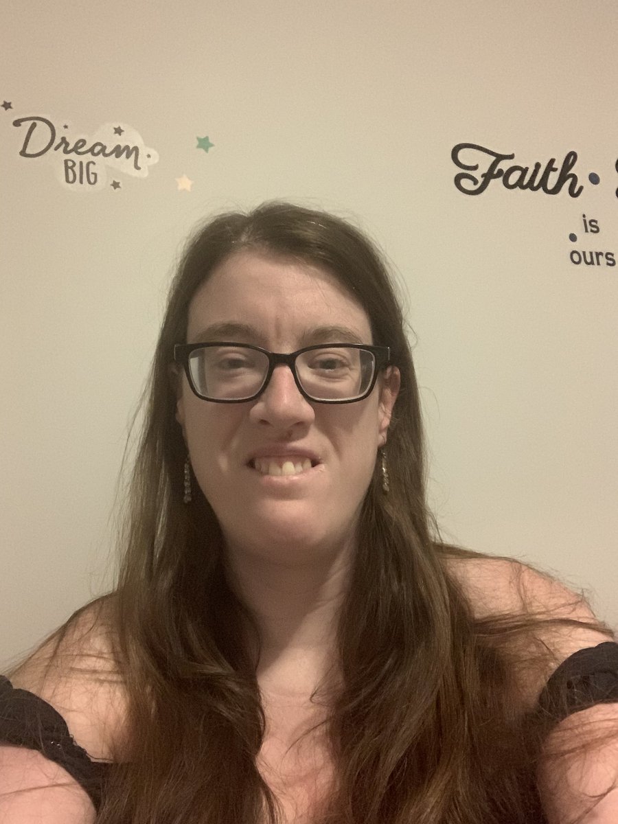 Draper_Christin's tweet photo. Never give up, keep believing, keep dreaming, keep thinking positive, and keep on the sunny side of life!! ❤️ https://t.co/KX8ptt6gp6