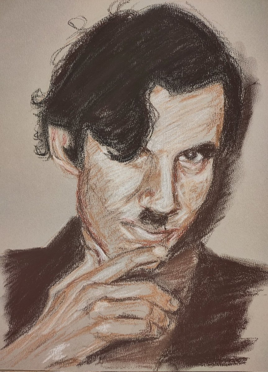 My pencils didn't arrive ☹️

It's a good thing I have softpastels to keep me occupied

#ronmael #sparksofficial #softpastel #sparksfanart