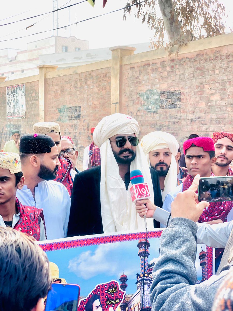 AmryAyaz's tweet photo. سڄي دنيا ۾ رھندڙ سنڌين کي سنڌي ثقافت ڏھاڙو مبارڪ هو
#HappySindhiCultureday2022 https://t.co/Nt8fbhUMPY