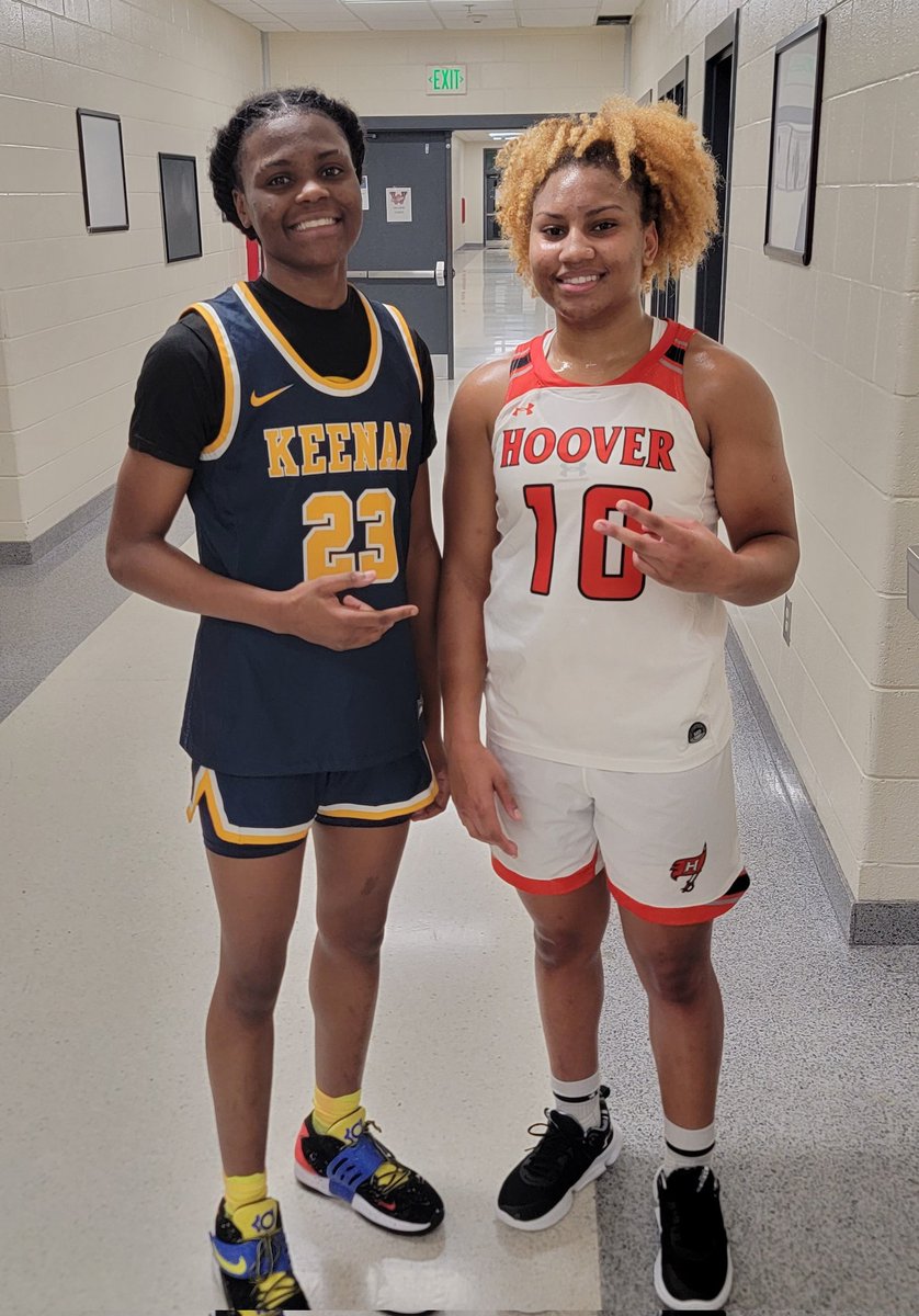 CGHRMedia (@cghrmedia) on Twitter photo π #CGHRMedia
#QueensOfTheCastle
π¨ PRIMETIME MATCHUP π¨
<a href="/wjkeenanraiders/">W.J. Keenan Athletics</a> - 2023 - Guard - Milaysia Fulwiley <a href="/MilaysiaF/">MILAYSIA FULWILEY</a> - <a href="/GamecockWBB/">South Carolina Women's Basketball</a> Signee
&
<a href="/HooverLadyBucs/">Hoover Lady Bucs</a> - 2023 - Guard - <a href="/ReniyaKelly/">Reniya Kelly</a> - <a href="/uncwbb/">Carolina Women's Basketball</a> Signee
Are 2 of the Top Guard prospects on the π
This Matchup was π₯π₯π₯ π #CGHRMedia
#QueensOfTheCastle
π¨ PRIMETIME MATCHUP π¨
<a href="/wjkeenanraiders/">W.J. Keenan Athletics</a> - 2023 - Guard - Milaysia Fulwiley <a href="/MilaysiaF/">MILAYSIA FULWILEY</a> - <a href="/GamecockWBB/">South Carolina Women's Basketball</a> Signee
&
<a href="/HooverLadyBucs/">Hoover Lady Bucs</a> - 2023 - Guard - <a href="/ReniyaKelly/">Reniya Kelly</a> - <a href="/uncwbb/">Carolina Women's Basketball</a> Signee
Are 2 of the Top Guard prospects on the π
This Matchup was π₯π₯π₯