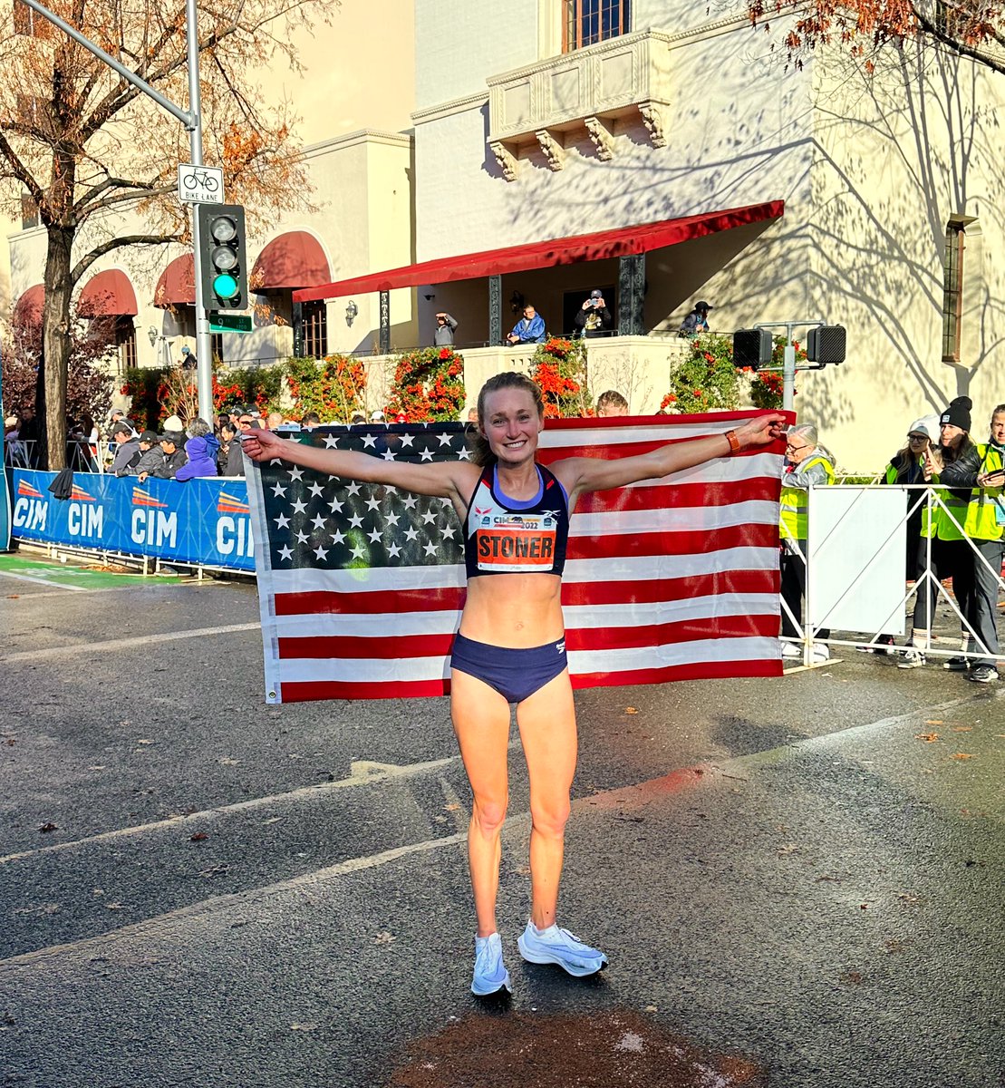 JoshCox's tweet image. PAIGE STONER IS YOUR NATIONAL CHAMPION and NEW COURSE RECORD HOLDER! 2:26:02 HUGE RESULT! SO PROUD! #runCIM