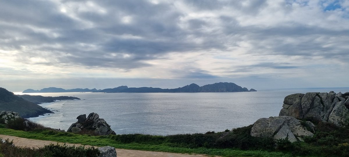 angelaglzmontes's tweet photo. Galicia Calidade. Costa da Vela. #RíasBaixas #MonteDoFacho #IllasCíes #IslasCíes #OceanoAtlántico https://t.co/mdoFXipqb2
