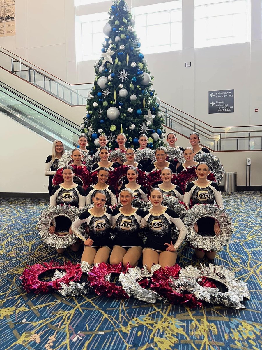 Congratulations to the Glenwood Dance Team on their Division I rating in the Hoopla category at the Iowa State Dance Team Championships. Great job <a href="/GlenwoodTeam/">Glenwood Dance Team</a>!