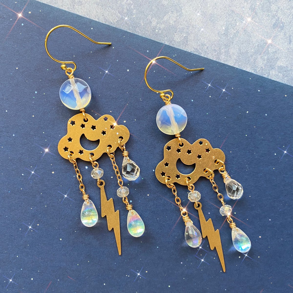 ✨𝚐𝚒𝚟𝚎𝚊𝚠𝚊𝚢!✨

for the month of December, I’ll be gifting away something special every Sunday as a way to thank you all for my most successful year running my shop☃️

𝚝𝚘 𝚎𝚗𝚝𝚎𝚛-
🌙 follow me @brittney_elise_ 
🌙 like &amp; rt this post
🌙 tag a friend in the comments