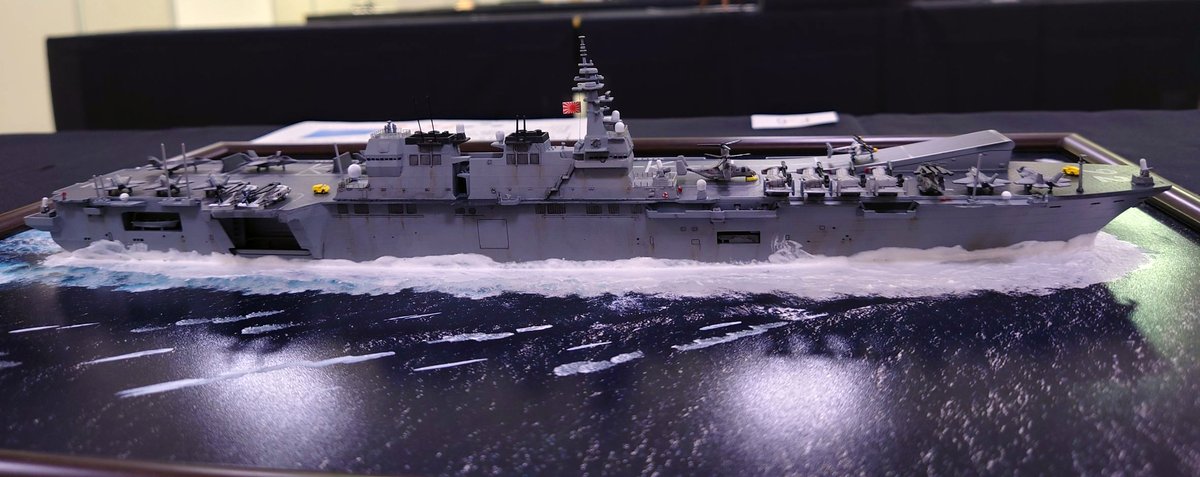 ShipScale's tweet photo. My submission to IPMS Japan show. 1/700 Tamiya Ibuki. I didn't win any prize, but I am happy to have shown it.
#海上自衛隊 #scalemodel #プラモデル #JMSDF #Zipang #ジパング #plasticmodel #tamiya #空母いぶき #ipmsjapan #IPMSモデラーズセレブレーション2022 https://t.co/NrtsTdJylN