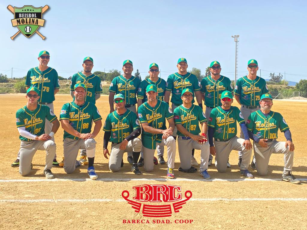 ⚾LIGA REGIONAL DE BÉISBOL SENIOR⚾
Victoria de nuestros dos equipos senior.Nuestros <a href="/bravosdemolina/">Bravos De Molina</a> han vencido en casa a <a href="/cd_severoochoa/">C.D. Severo Ochoa</a>,  mientras que nuestro <a href="/BeisbolMolina/">Club de Béisbol y Sofbol Molina</a> ha vencido a ESTRELLAS NEGRAS @CSoftbol a domicilio. Enhorabuena!! Seguimos creciendo!! 1, 2,3 MOLINA!