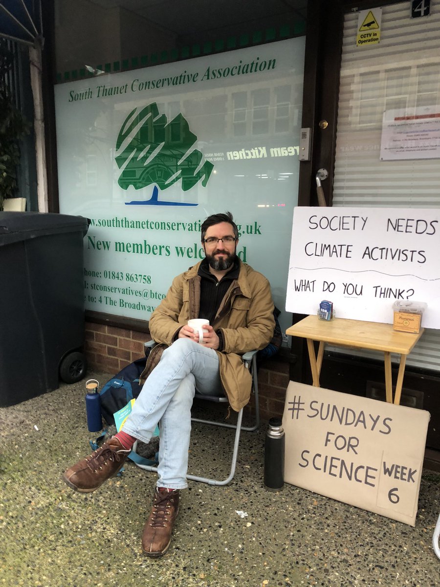 DrChrisNewman's tweet photo. #SundaysforScience week 6. I've had some interest from others wanting to do similar, but they want to wait till it gets warmer...so I'll have to carry on all winter till this has a chance of becoming a 'thing' 😖 https://t.co/PGEhXMSKFE