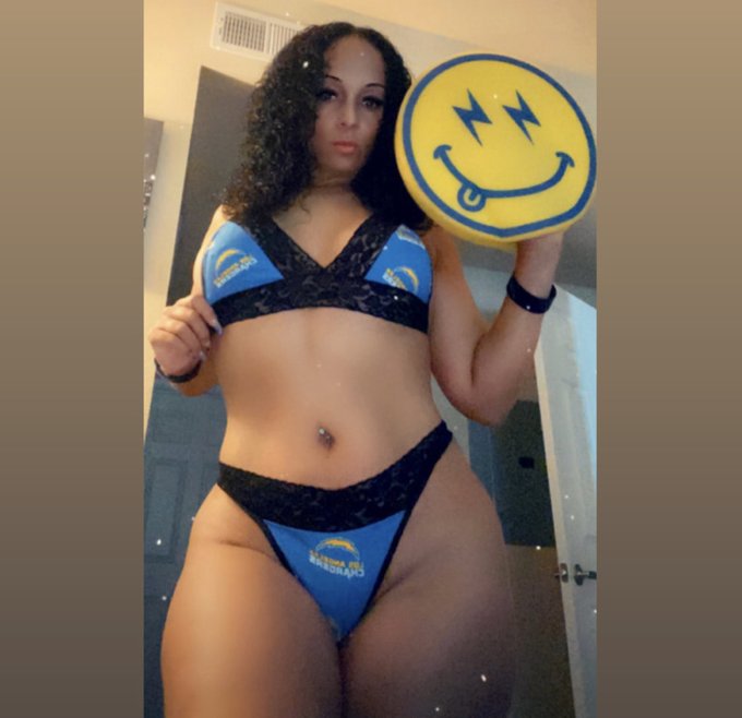 Fck the Raiders &hellip; https://t.co/qmp3DvAJls