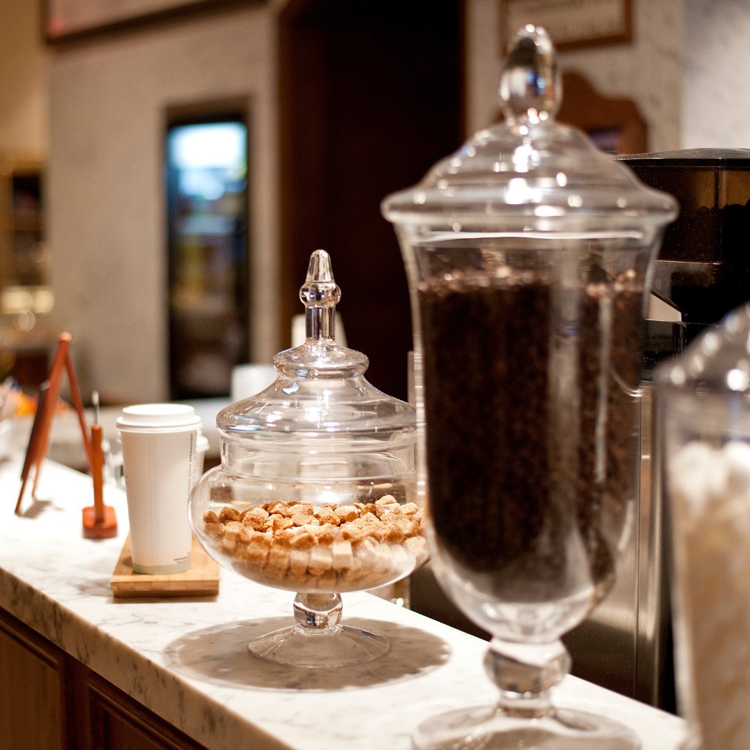 MarcusHotels's tweet photo. Wake up and smell the coffee at Cafe Pfister inside @PfisterHotel with the Breakfast Included package! β
#thepfisterhotel #mkedowntown #mke #breakfastincluded #milwaukee #midwesttravel #visitmke #travelwi #staycation #weekendgetaway https://t.co/g0kaLXxdnq