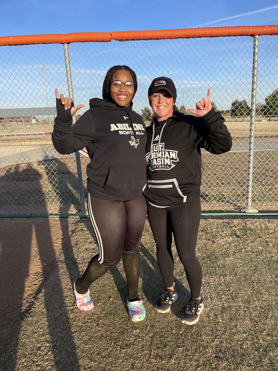 Had a great time at the <a href="/utpb_softball/">utpbsoftball</a> camp!! Learned a lot and met some great ppl!! I had a great experience!! Thank you coach <a href="/Shafferrr/">Samantha Mendez (Shaffer)</a> staff and players for hosting a great camp!Excited to see what’s next!!! <a href="/Eagle_Softball1/">Abilene High Softball</a> <a href="/Bombers_Vasquez/">NTX Bombers Gold 18u Vasquez</a>