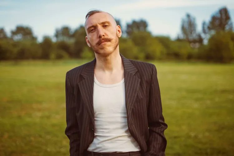 This is how <a href="/jamielenman/">Jamie Lenman</a> created 'The Atheist', an album built on honesty, positivity and arena-ready choruses bit.ly/3imEIi2