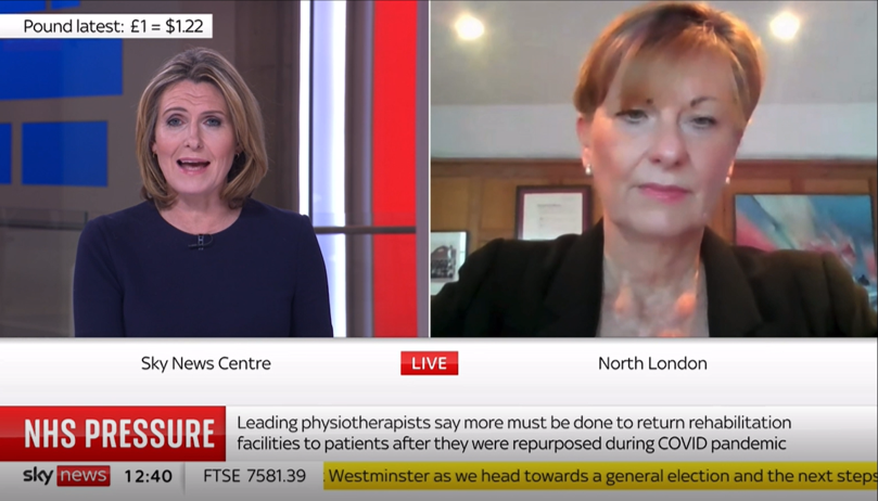 ‘Physios are trying to do their best to rehabilitate people who really need it and they’re having to resort to using storage facilities, corridors…patients are not getting the rehabilitation that they need.’ @KMiddletonCSP was on Sky News. Read more: bit.ly/3XZESMr 3/3