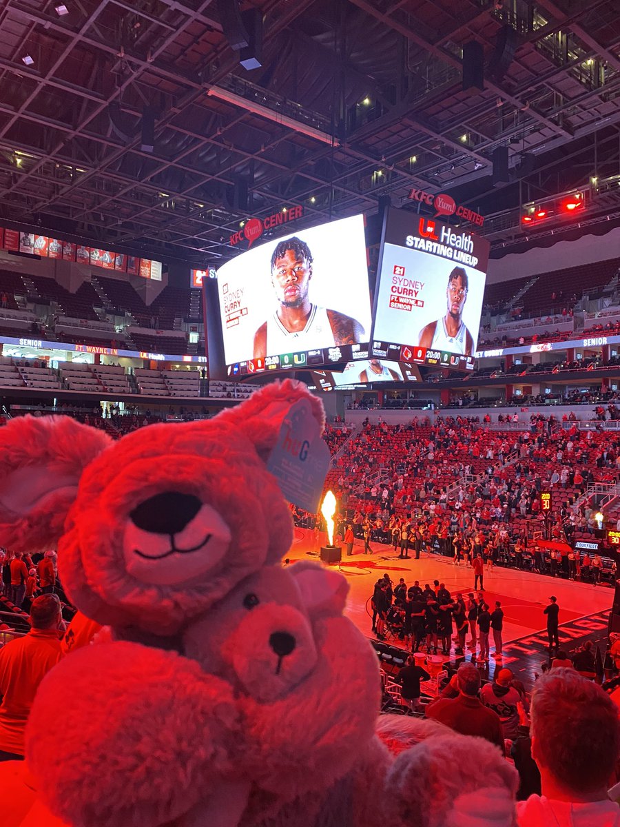 Teddy bear toss today for Peace Hospital. So excited UofL athletics are supporting mental health. 

#GoCards <a href="/GoCards/">Louisville Athletics</a> <a href="/LouisvilleMBB/">Louisville Men's Basketball</a>
