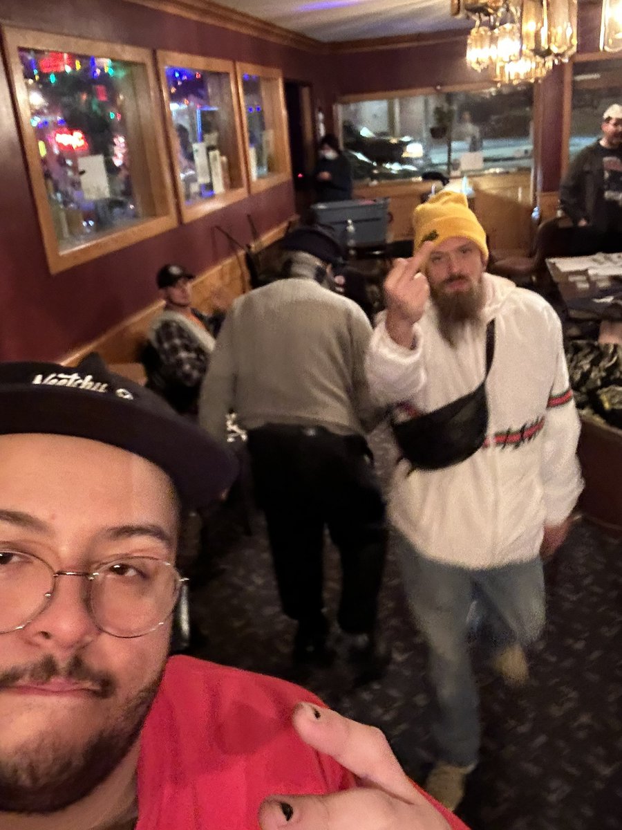 _JordanWalker_'s tweet image. Legendary night. Forever grateful for everyone involved. Filled the bin, plus someone flexed on everyone and bought an inflatable soccer pool. Thank you.