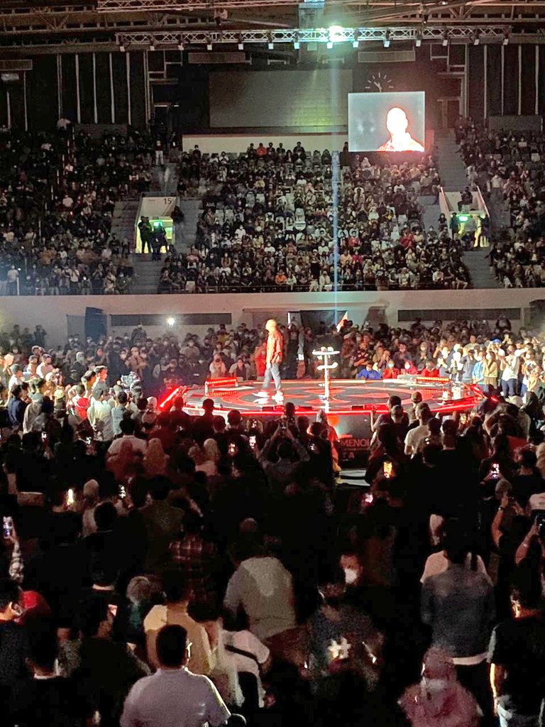 Sayang banget audionya :( kalah bagus sama suara-suara Oronamin C. #KomoidoumenoiJakarta #komoidoumenoi