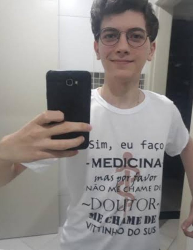 blognaointendo's tweet image. Por que estudante de medicina acha que é doutor?