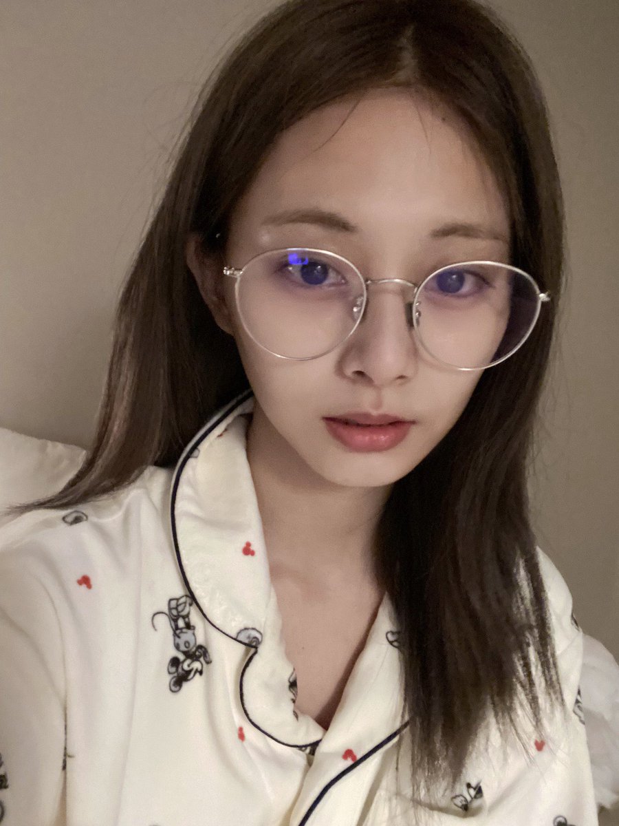 twice_dates's tweet photo. 221204
#TZUYU bbl update https://t.co/3vyZIrYduQ