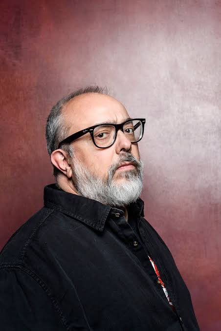 Happy birthday Álex de la Iglesia. My favorite film by de la Iglesia is El día de la bestia. 